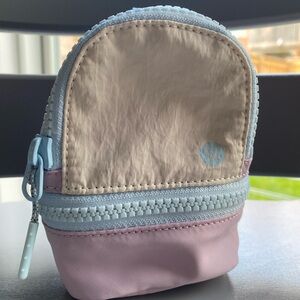 lululemon city advanture nano backpack keychain